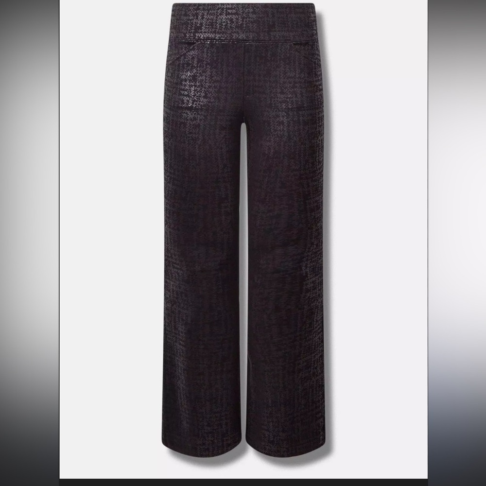 Torrid Textured Black Wide Leg Pants - Picture 1 of 9